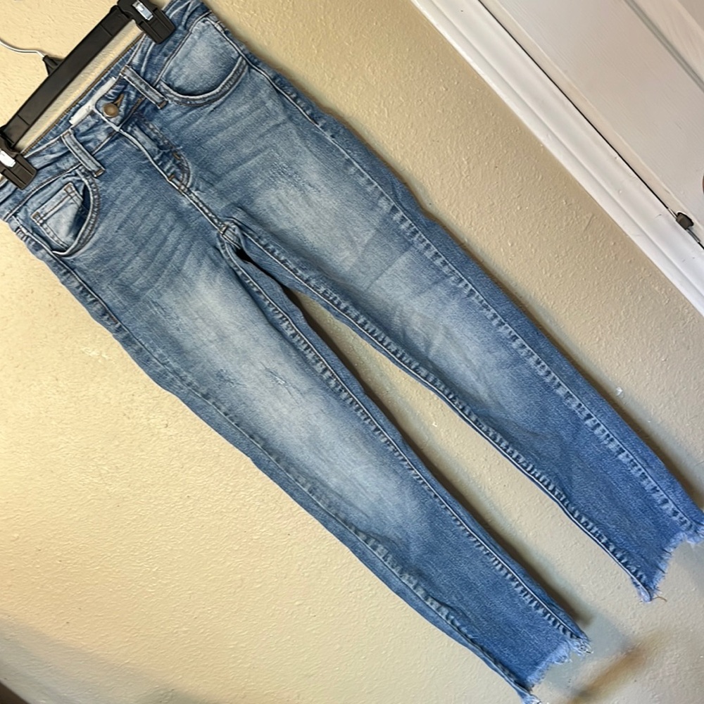 KanCan distressed skinny ankle jeans size 12